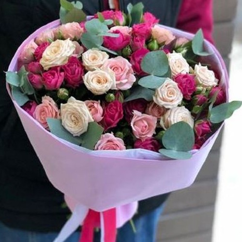 Букет цветов "Ассорти кустовых роз"